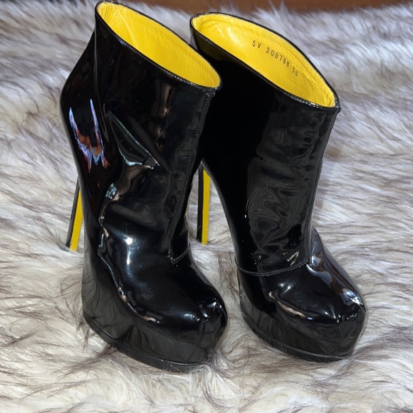 YSL - Yves Saint Laurent patent leather platform booties 38 - Picture 2 of 7